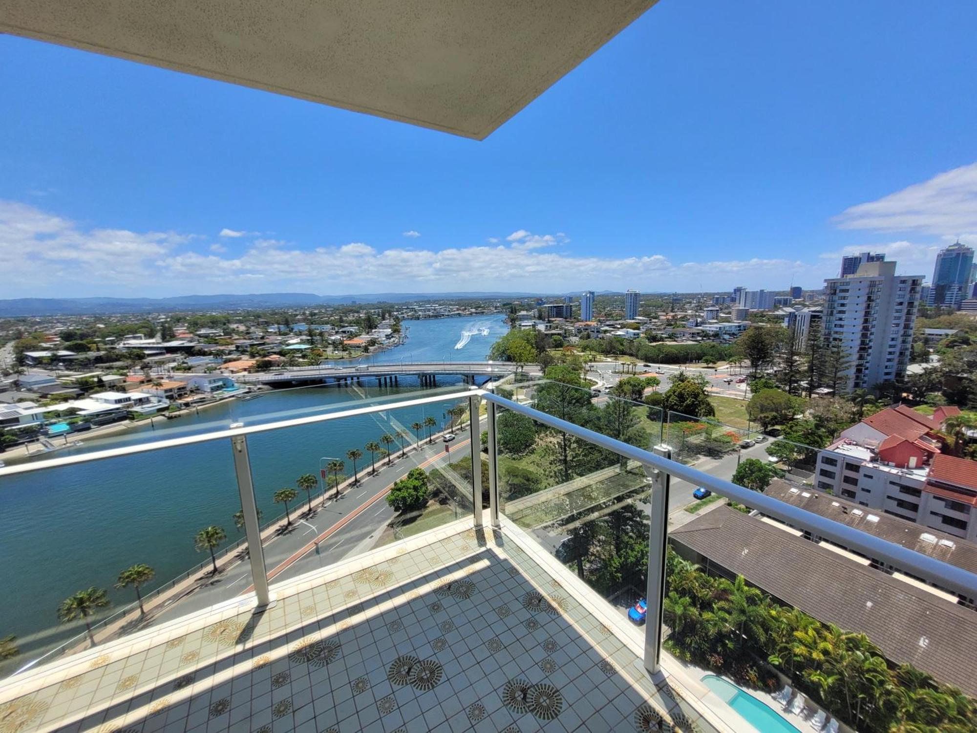 Surfers Chalet Gold Coast Pokoj fotografie